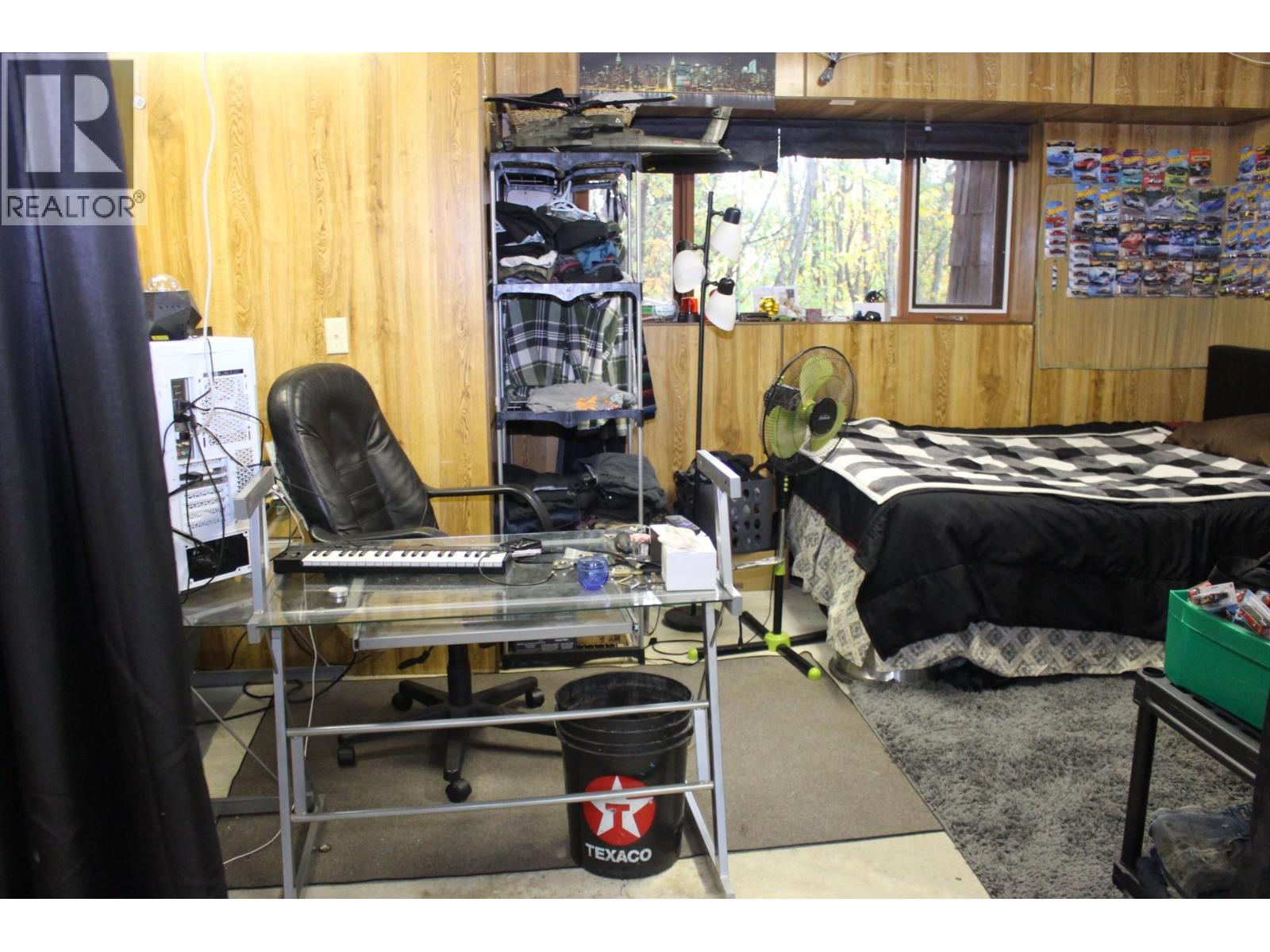 1230 Fox Road, Montrose, British Columbia  V0G 1P0 - Photo 34 - 10366237