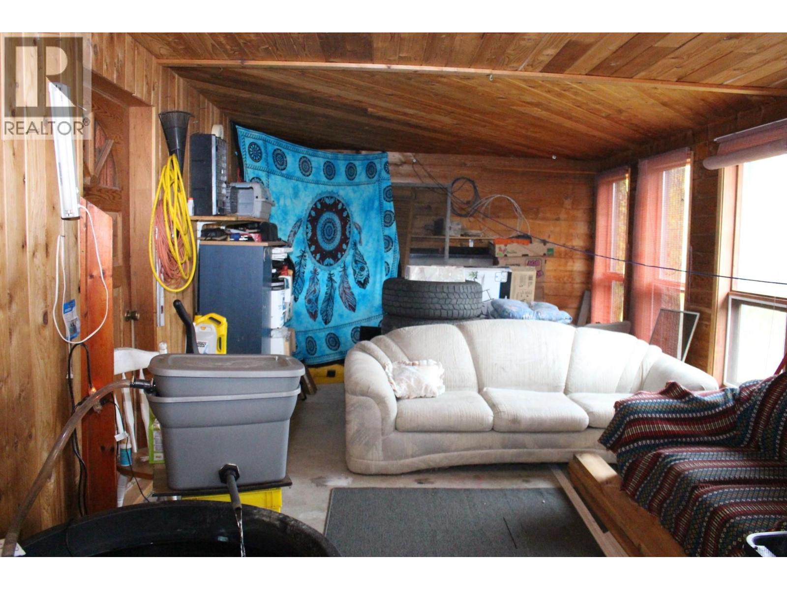 1230 Fox Road, Montrose, British Columbia  V0G 1P0 - Photo 31 - 10366237