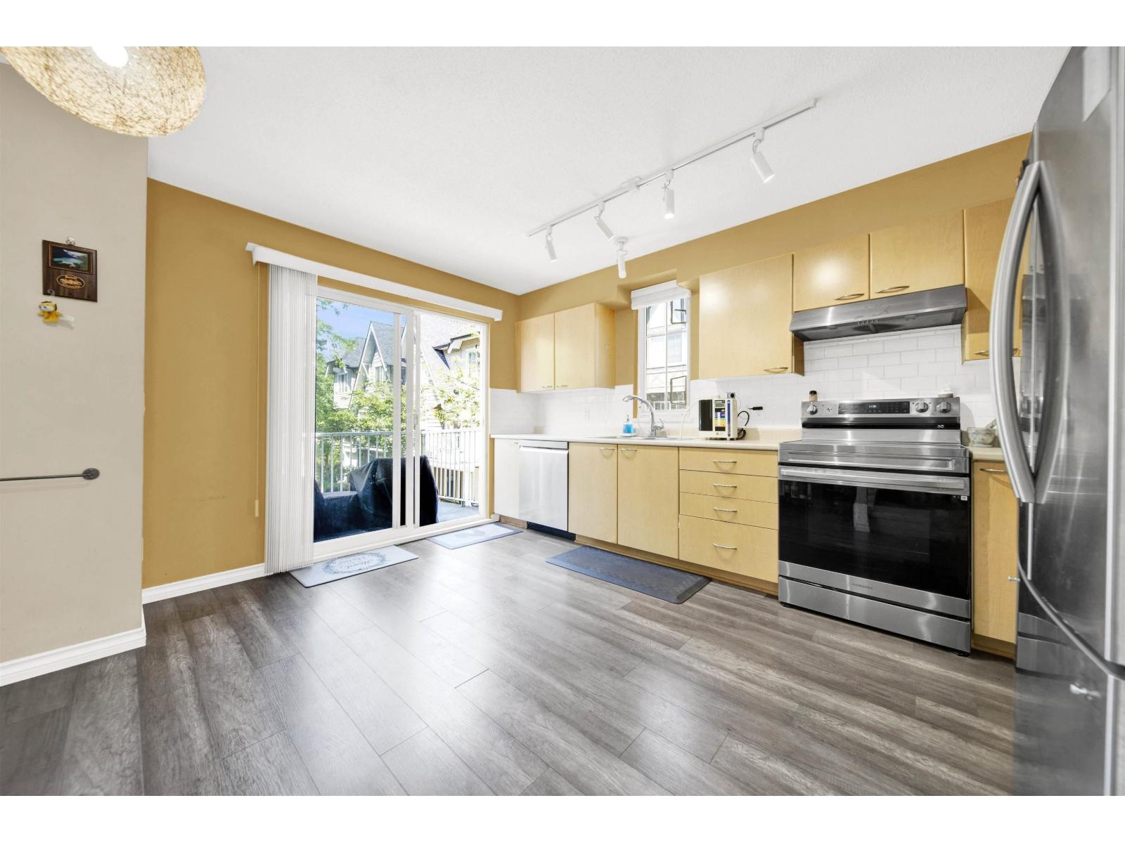 9 12778 66 Avenue, Surrey, British Columbia  V3W 1K9 - Photo 9 - R3040575