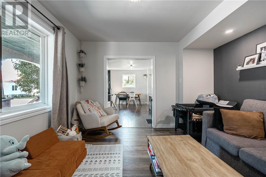 5 St Antoine, Noelville, Ontario  P0M 2N0 - Photo 6 - 2125486