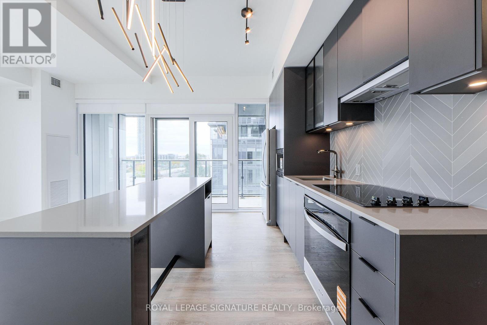 505 - 1037 The Queensway, Toronto, Ontario  M8Z 0H5 - Photo 4 - W12504582