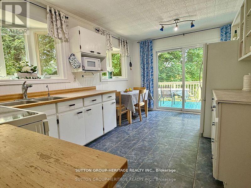 2766 Highpoint Side Road, Caledon, Ontario  L7K 0J1 - Photo 8 - W12504606