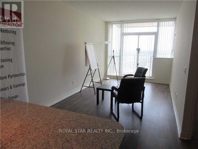 1807 - 339 Rathburn Road W, Mississauga, Ontario  L5B 0K6 - Photo 9 - W12504642