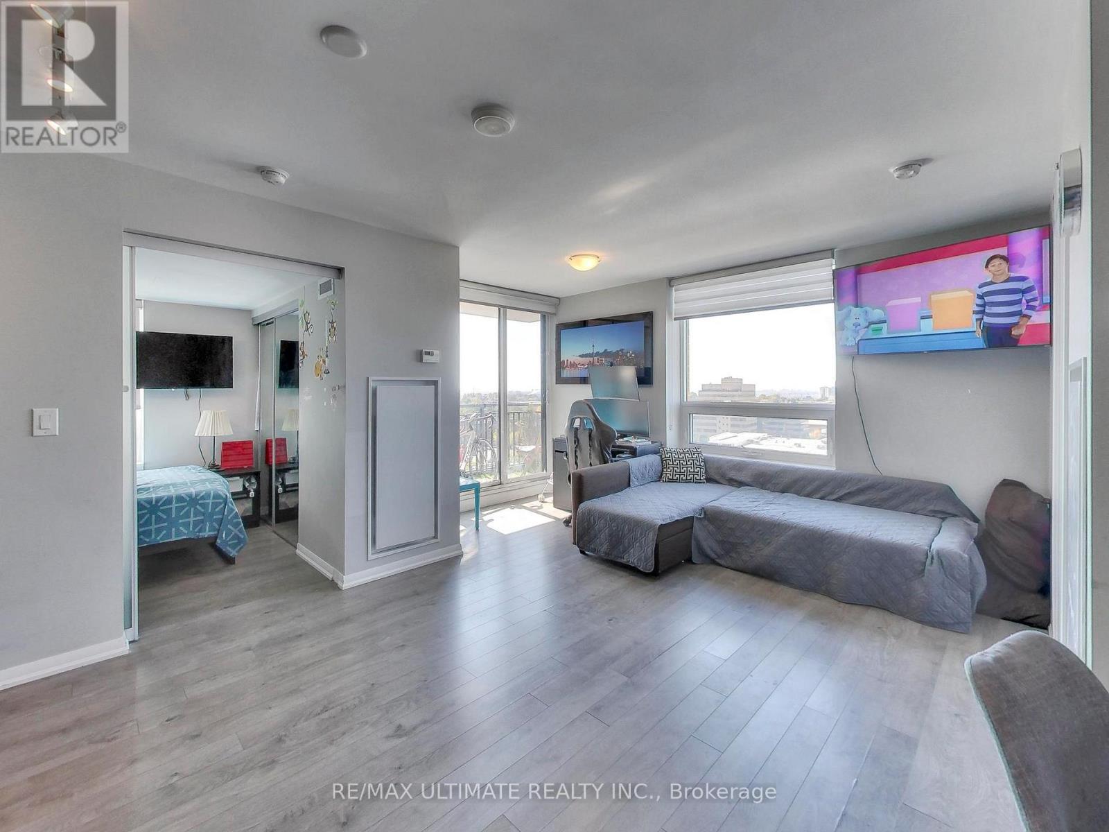 1012 - 3091 Dufferin Street, Toronto, Ontario  M6A 0C4 - Photo 5 - W12504684