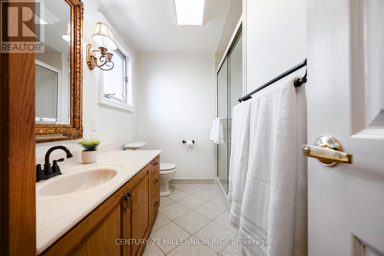 9 Erindale Avenue, Orangeville, Ontario  L9W 2V8 - Photo 17 - W12504706