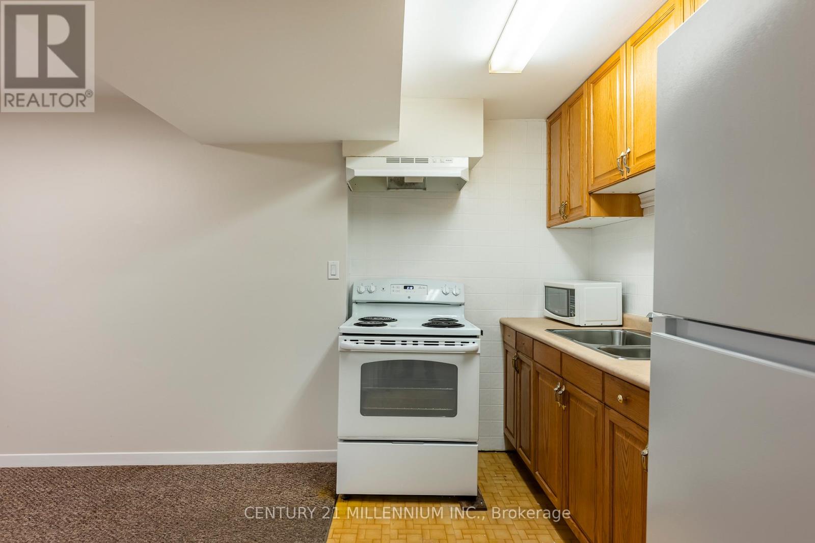 9 Erindale Avenue, Orangeville, Ontario  L9W 2V8 - Photo 24 - W12504706