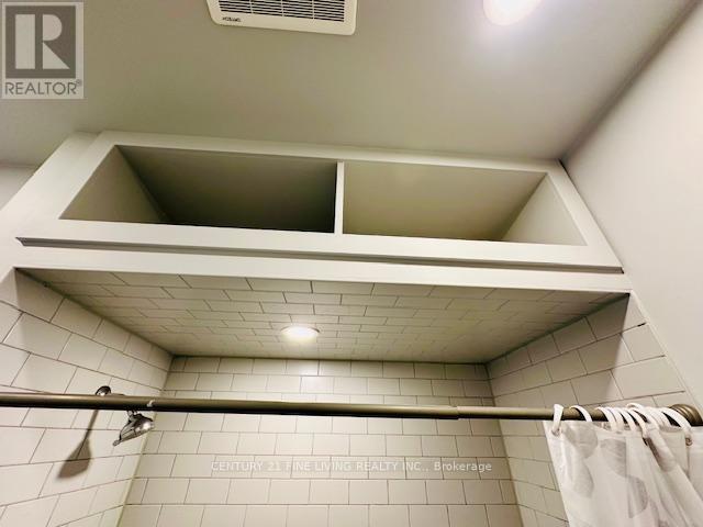 2029 Eglinton Avenue W, Toronto, Ontario  M6E 2K4 - Photo 14 - W12504718