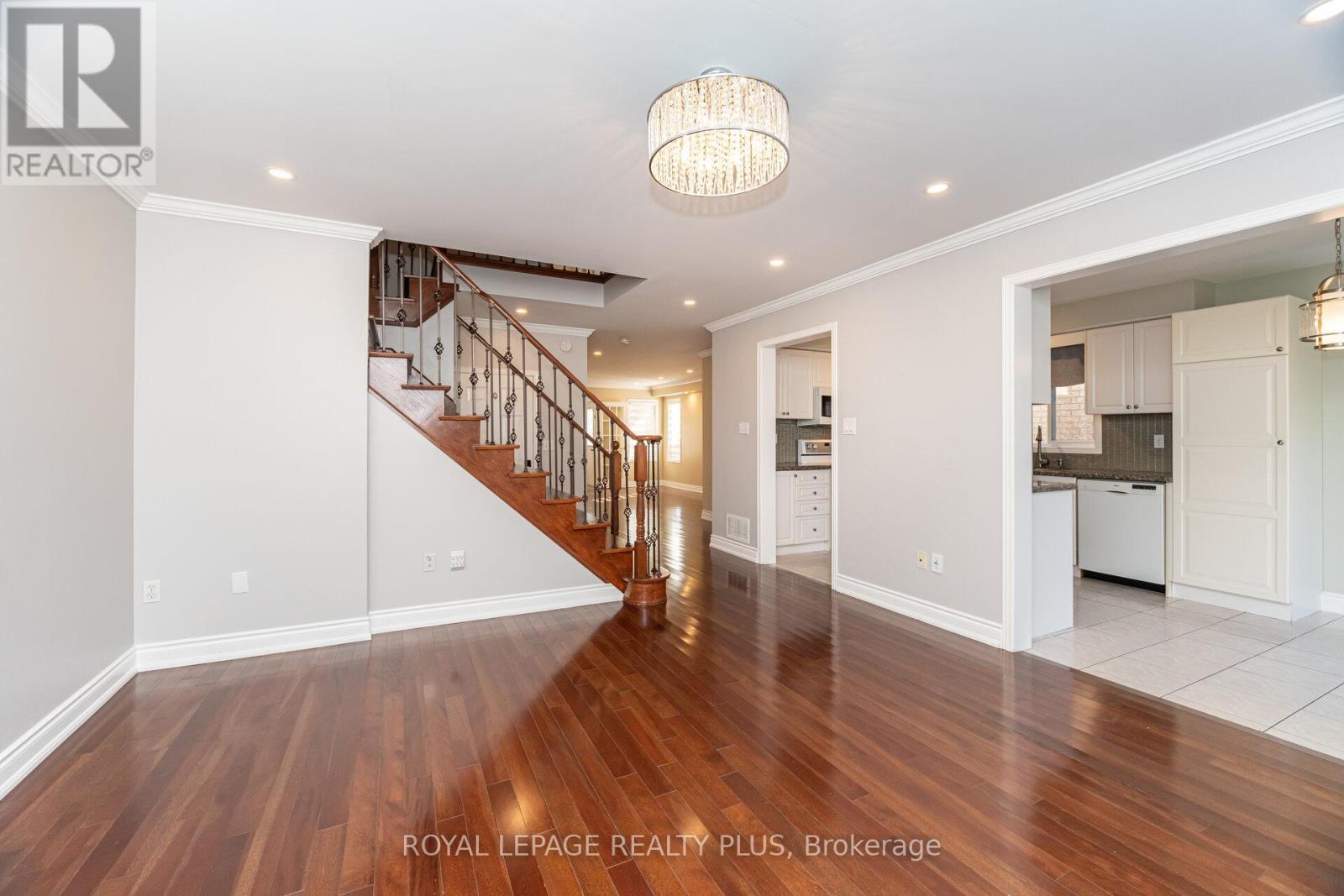 3673 Freeman Terrace, Mississauga, Ontario  L5M 6Z3 - Photo 12 - W12504726