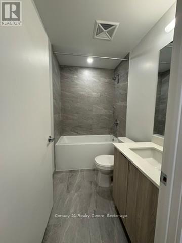 309 - 395 Square One Drive, Mississauga, Ontario  L5B 0P6 - Photo 18 - W12504746