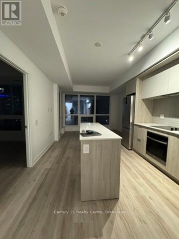 309 - 395 Square One Drive, Mississauga, Ontario  L5B 0P6 - Photo 5 - W12504746