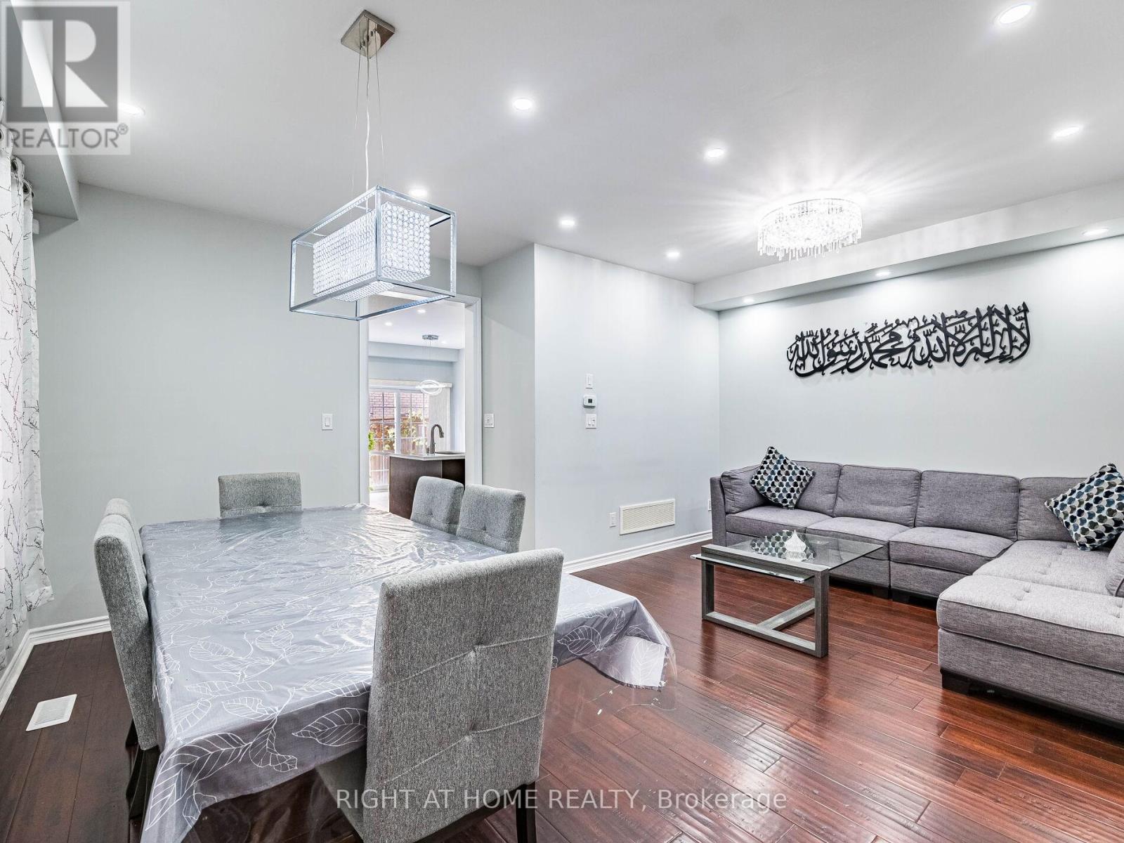 1302 Ruddy Crescent, Milton, Ontario  L9T 8M3 - Photo 18 - W12504776