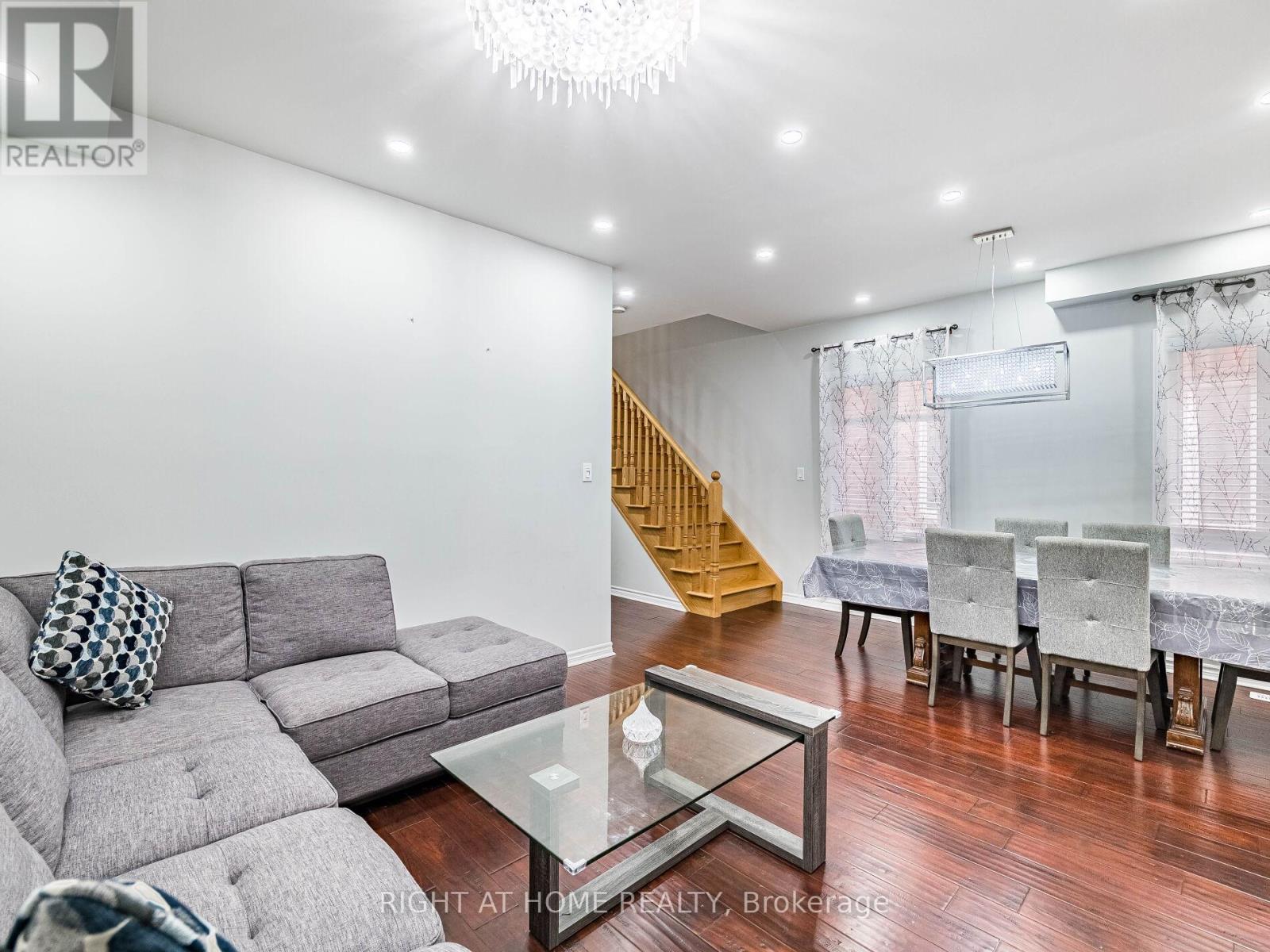 1302 Ruddy Crescent, Milton, Ontario  L9T 8M3 - Photo 22 - W12504776