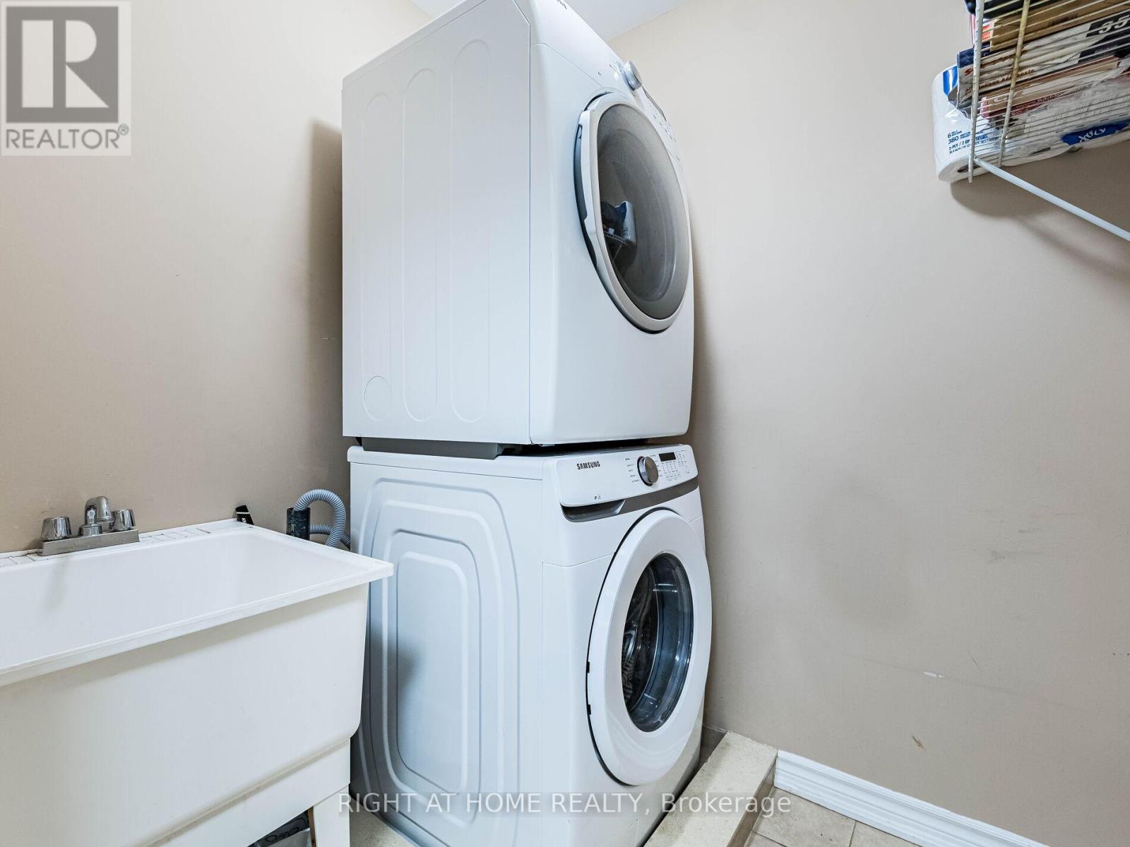 1302 Ruddy Crescent, Milton, Ontario  L9T 8M3 - Photo 45 - W12504776