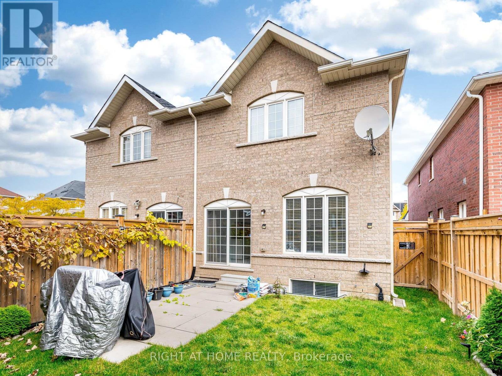 1302 Ruddy Crescent, Milton, Ontario  L9T 8M3 - Photo 48 - W12504776