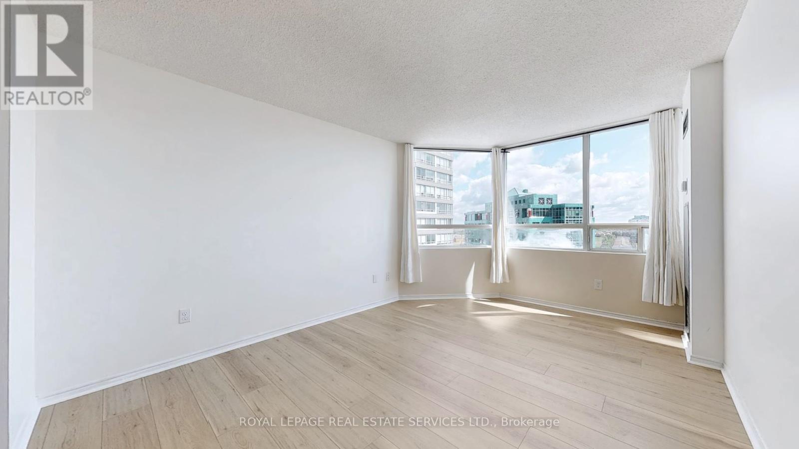 1111 - 50 Kingsbridge Garden, Mississauga, Ontario  L5R 1Y2 - Photo 26 - W12504794