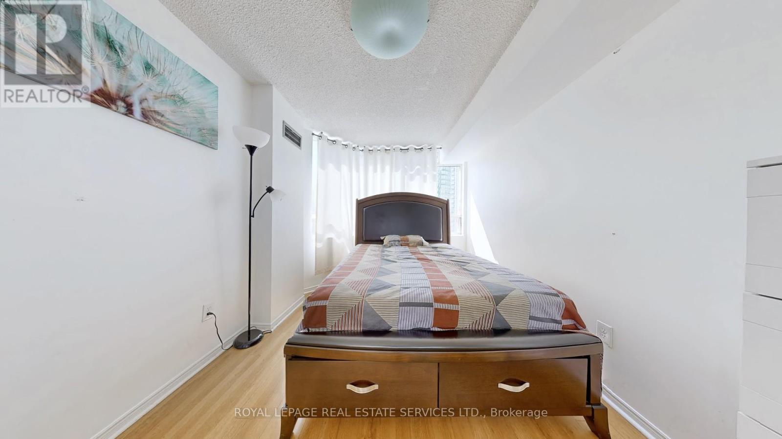 1111 - 50 Kingsbridge Garden, Mississauga, Ontario  L5R 1Y2 - Photo 34 - W12504794