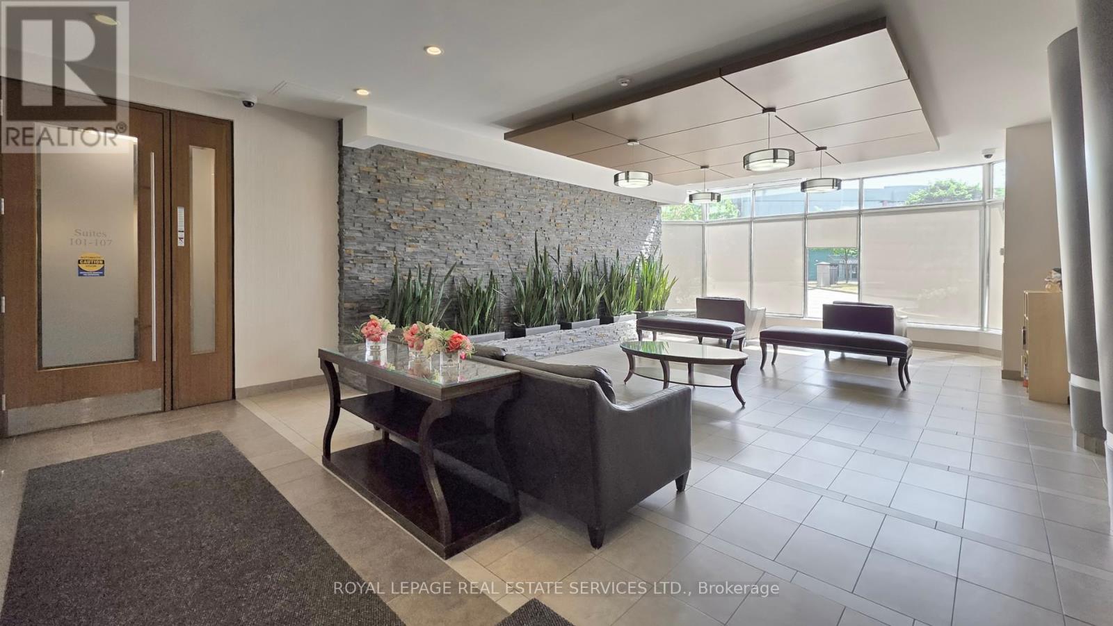 1111 - 50 Kingsbridge Garden, Mississauga, Ontario  L5R 1Y2 - Photo 7 - W12504794