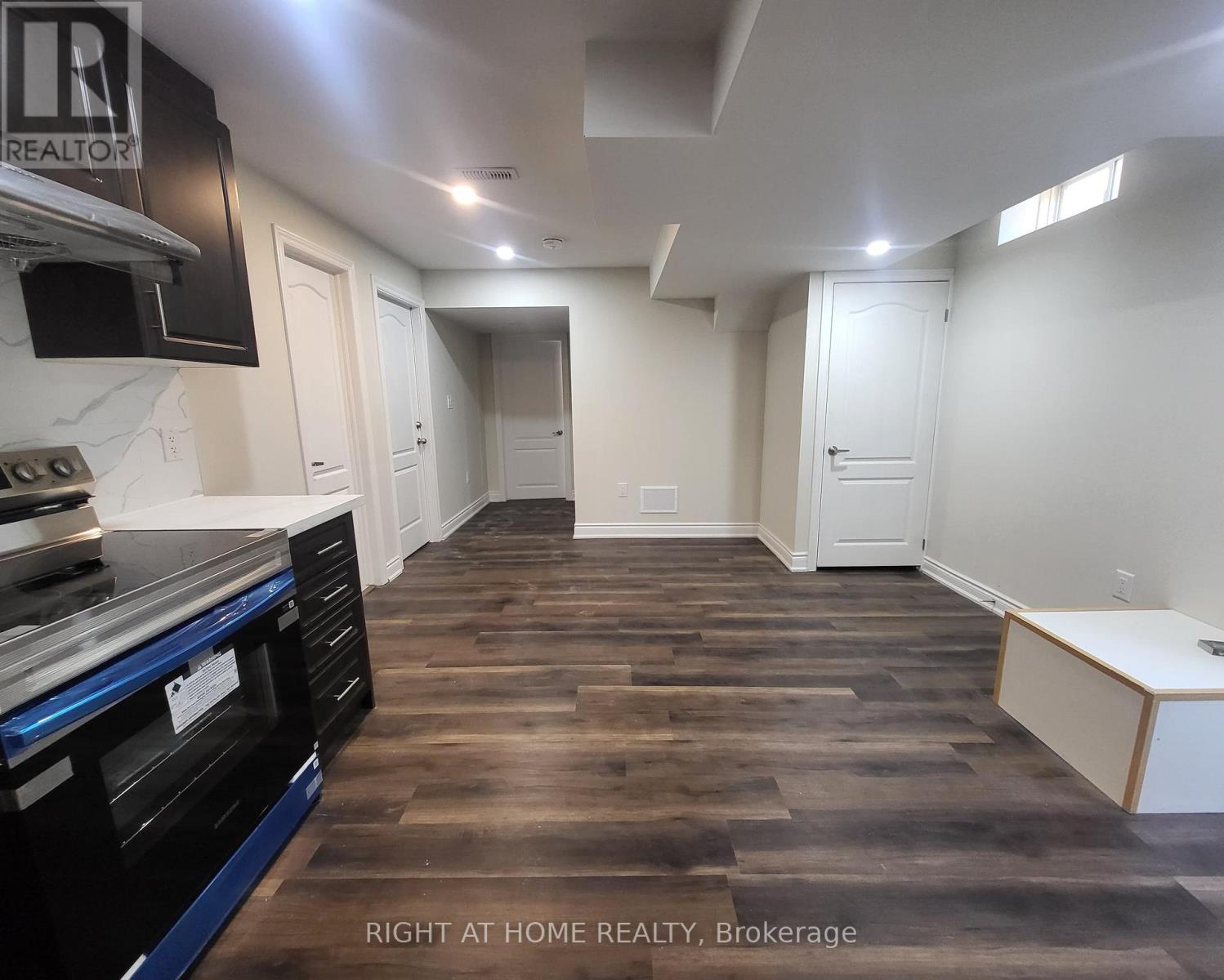 Bsmnt - 5457 Meadowcrest Avenue, Mississauga, Ontario  L5M 0V7 - Photo 12 - W12504820