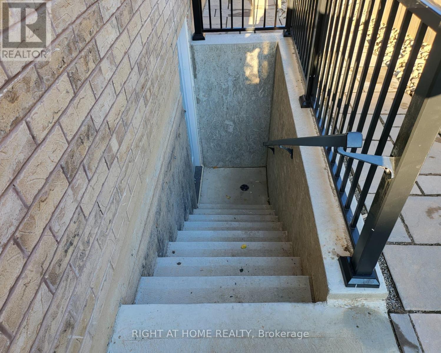 Bsmnt - 5457 Meadowcrest Avenue, Mississauga, Ontario  L5M 0V7 - Photo 5 - W12504820