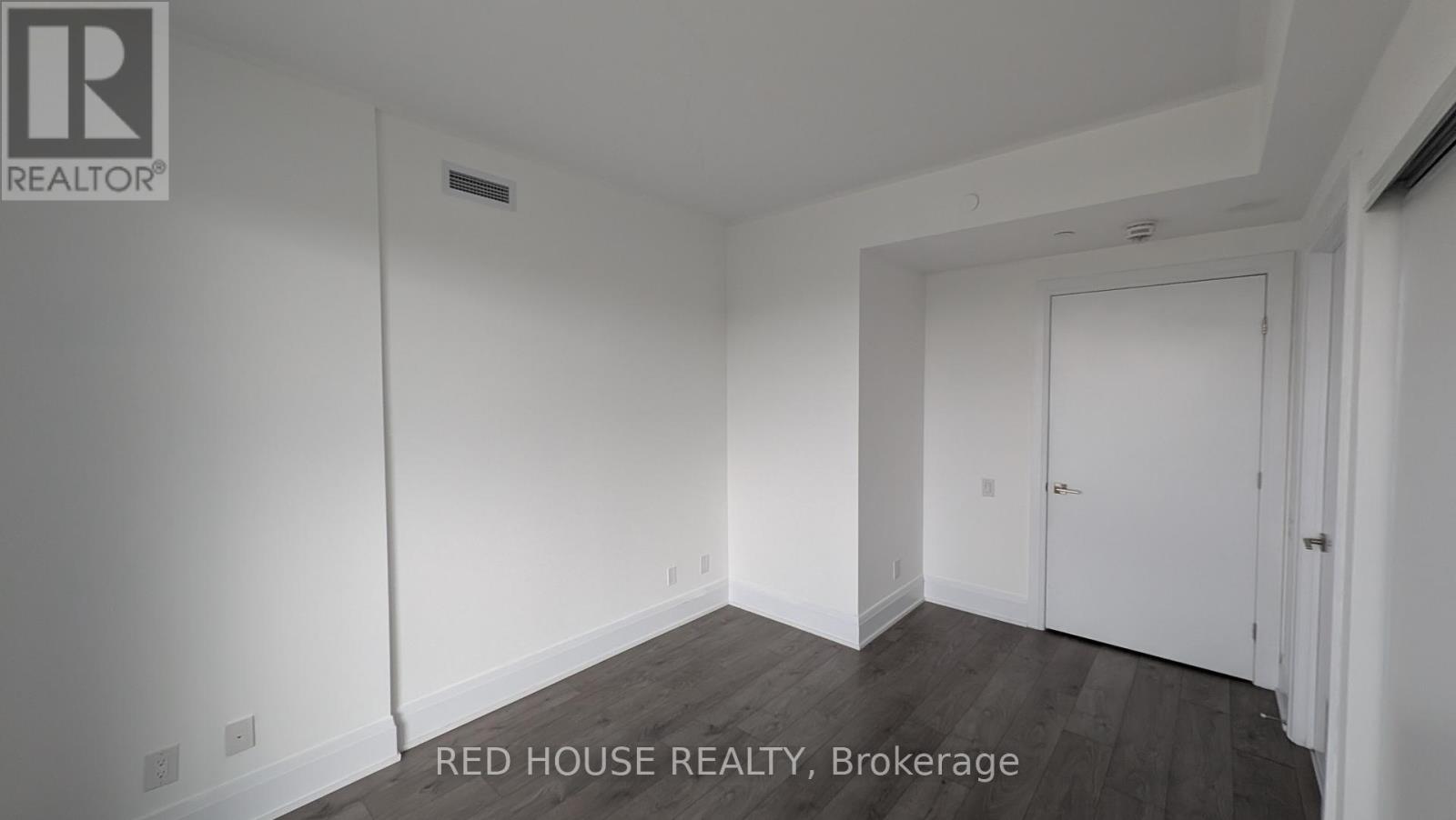 902 - 20 Brin Drive N, Toronto, Ontario  M8X 0B2 - Photo 7 - W12504856