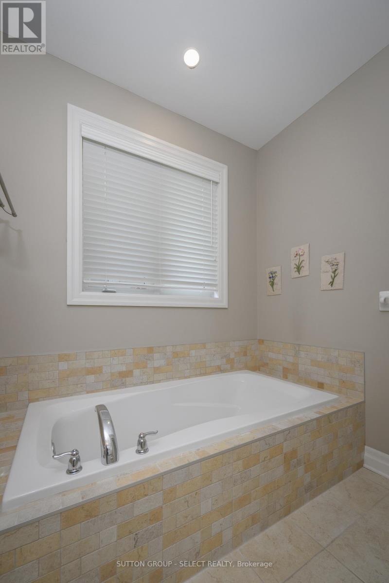 68 - 124 North Centre Road, London North, Ontario  N5X 4R3 - Photo 18 - X12504962