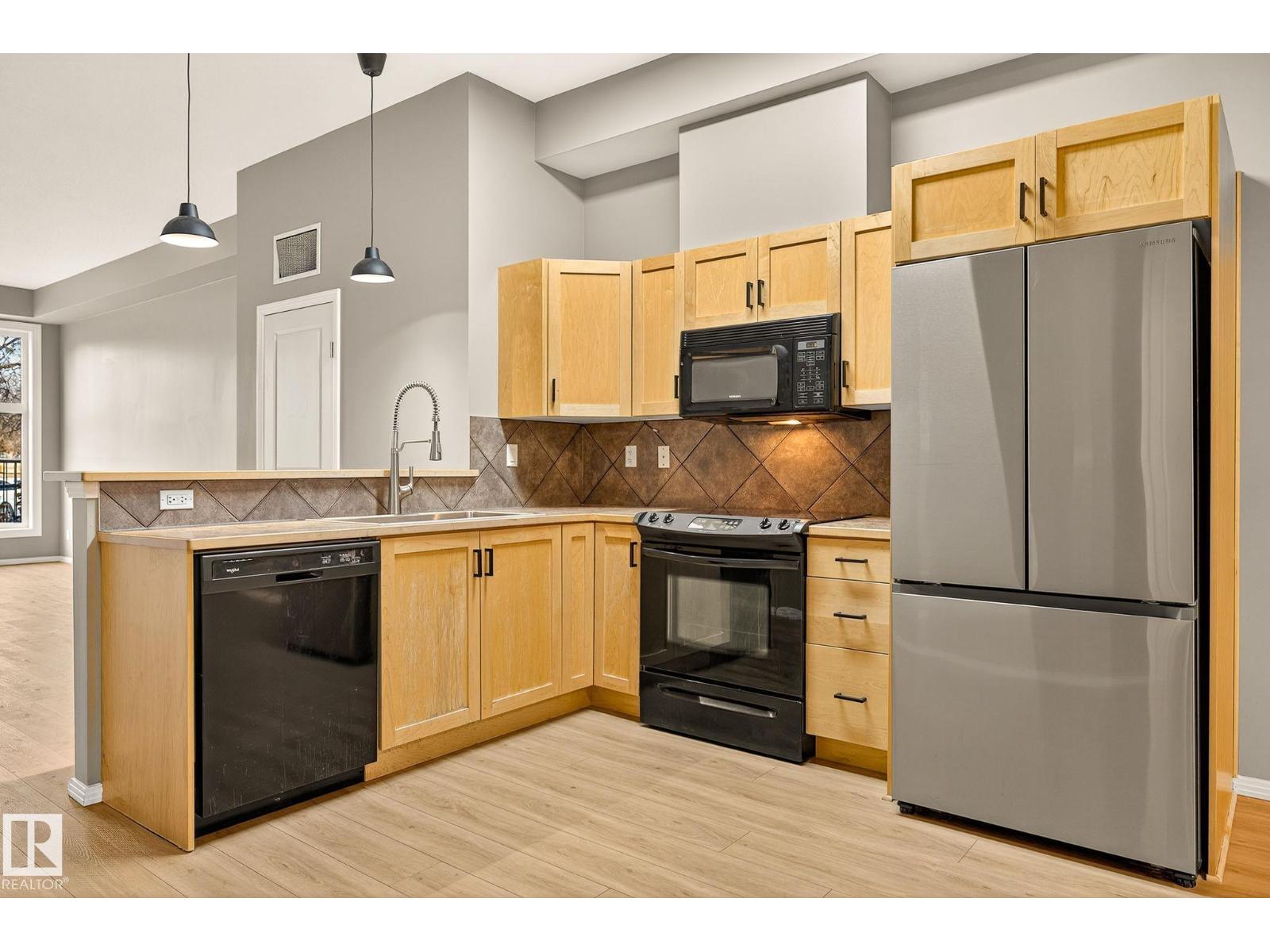 #100 10531 117 St Nw, Edmonton, Alberta  T5H 0A8 - Photo 8 - E4464576