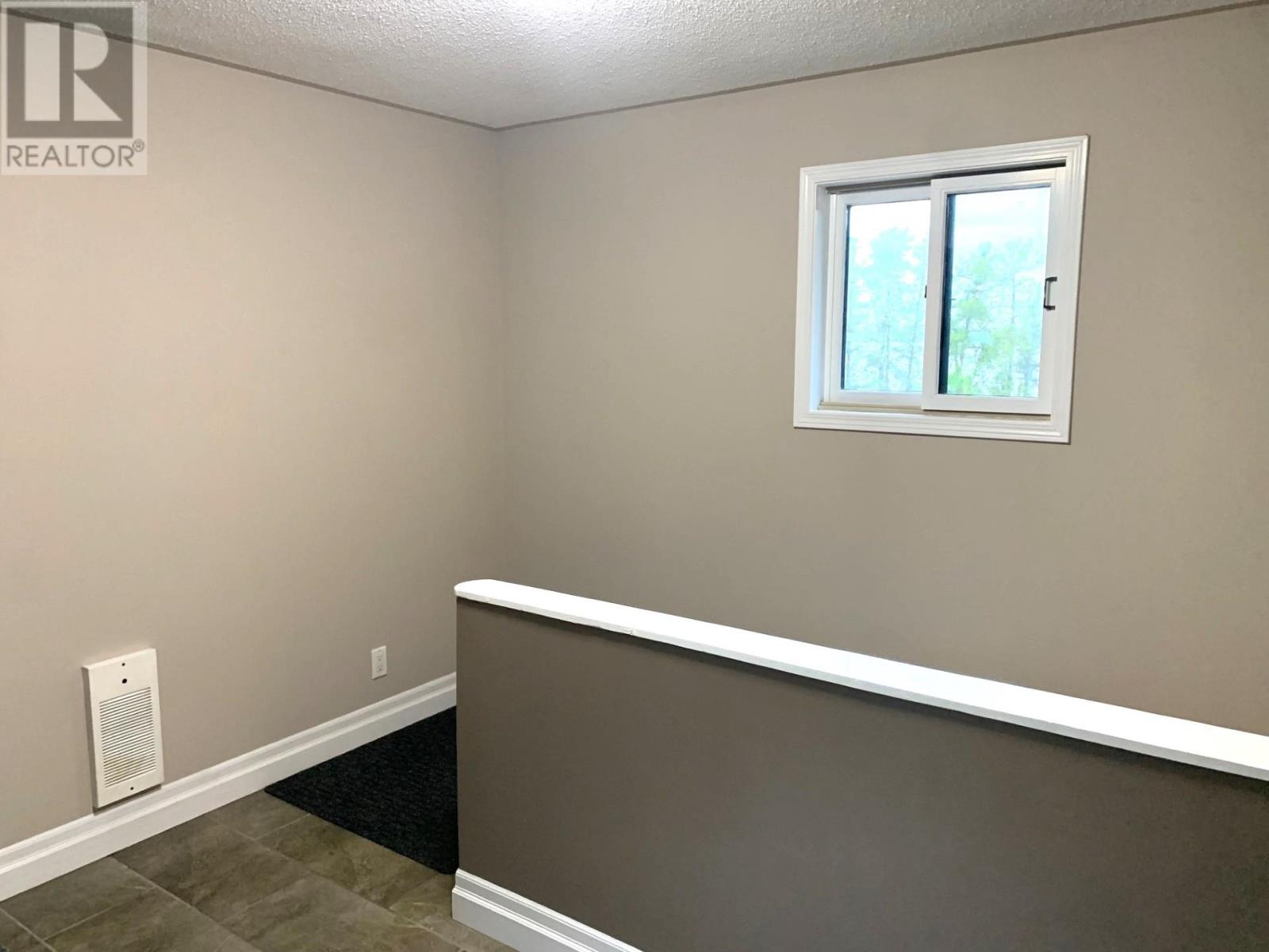 38 Mcphail Drive, Rural Thunder Bay, Ontario  P0T 1M0 - Photo 8 - TB251806