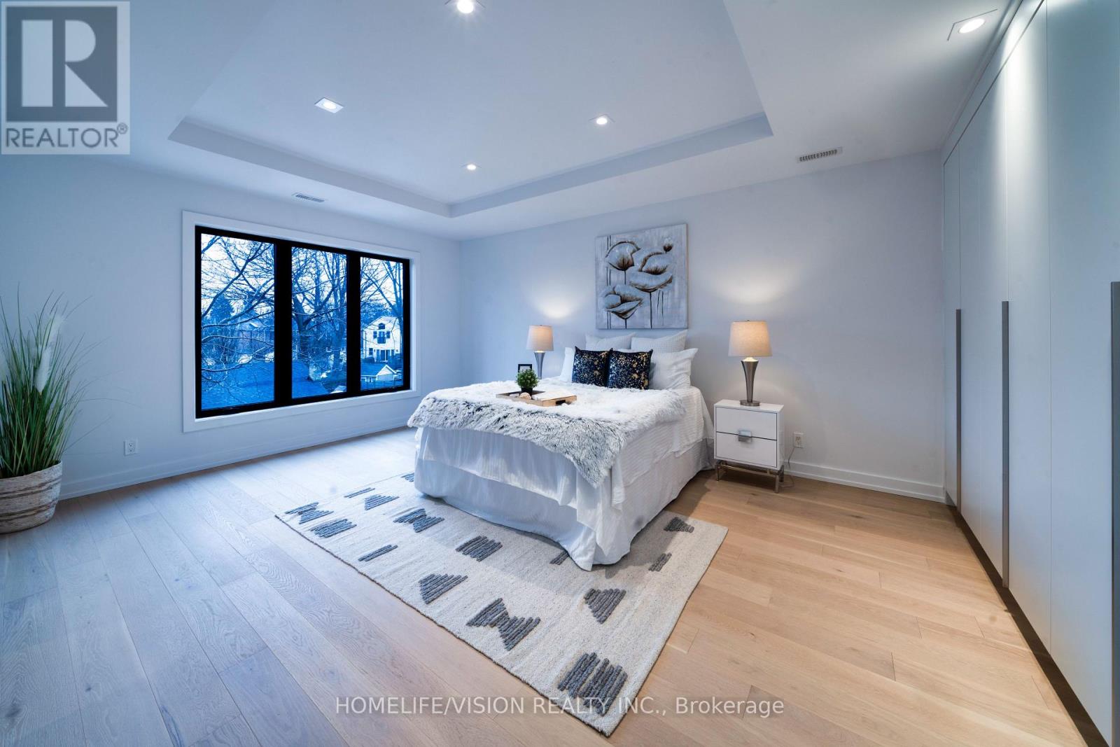 44 Doris Drive, Toronto, Ontario  M4B 3C9 - Photo 17 - E12472725