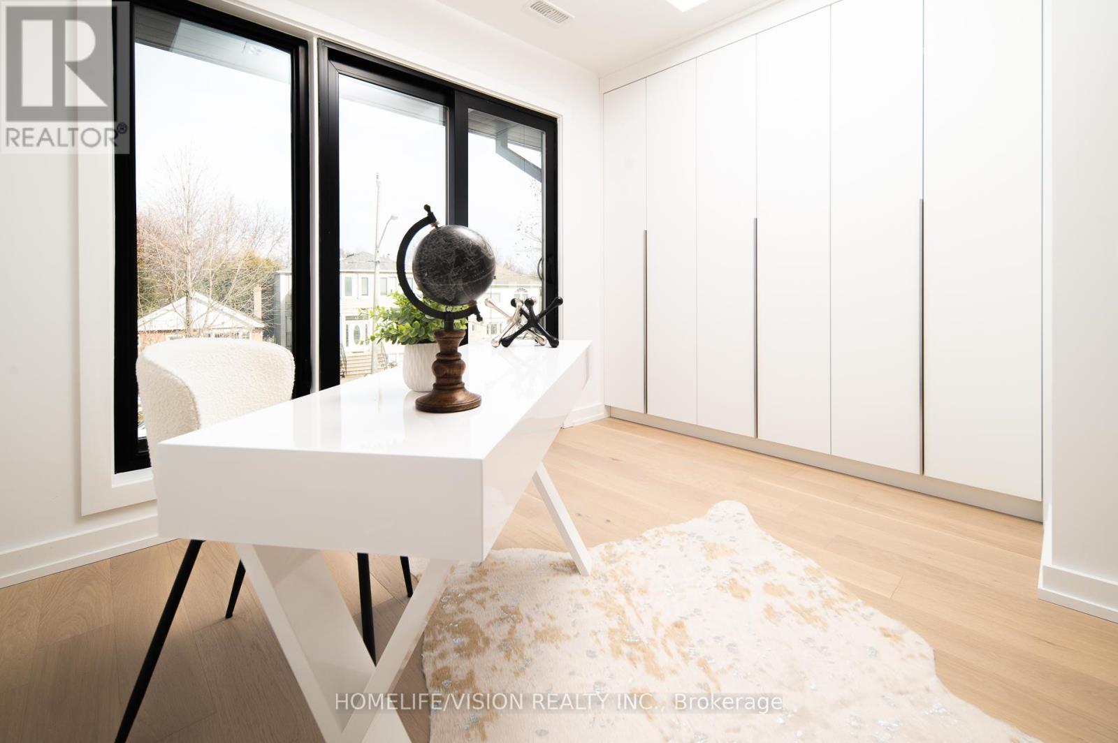 44 Doris Drive, Toronto, Ontario  M4B 3C9 - Photo 23 - E12472725