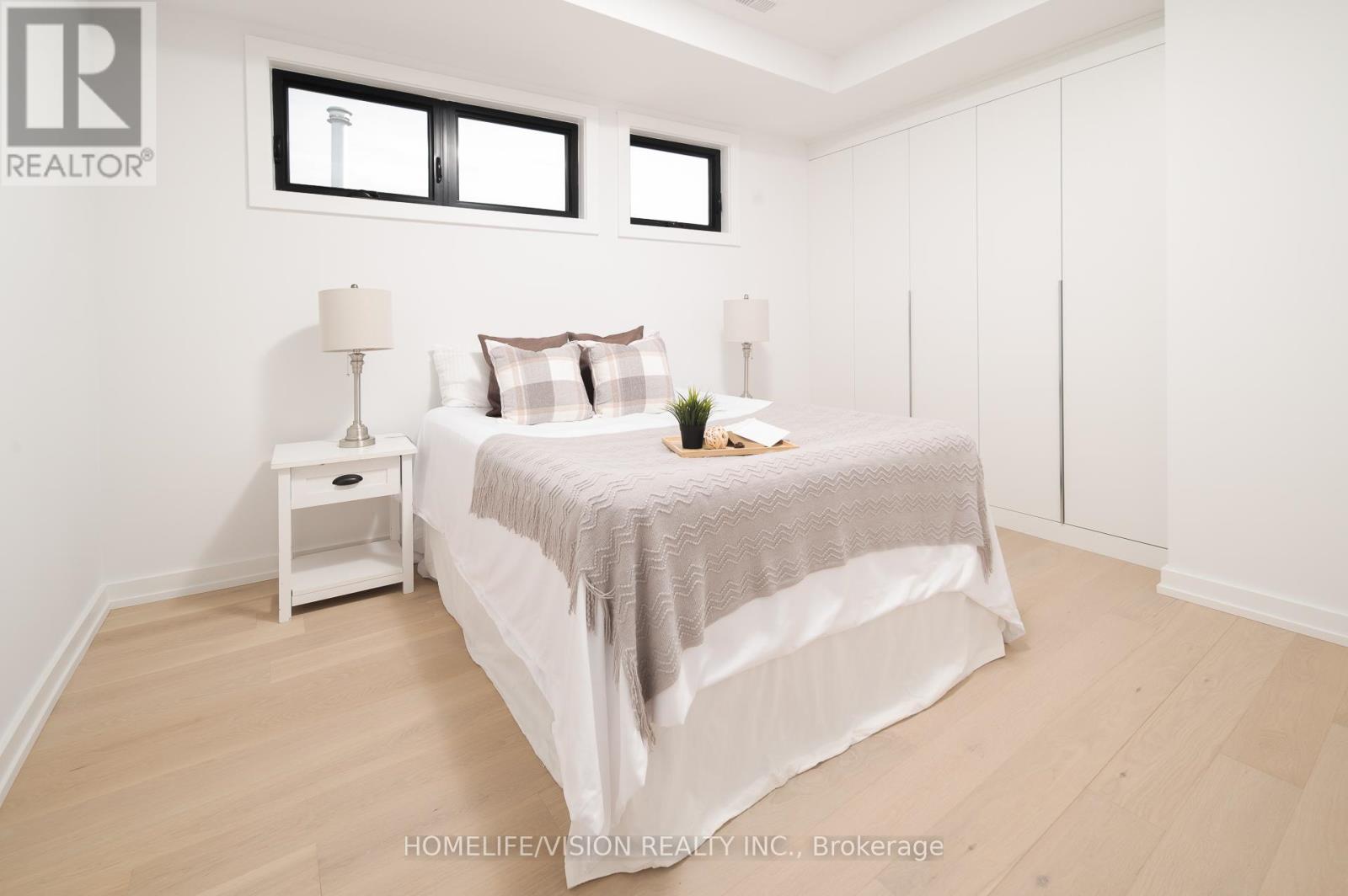 44 Doris Drive, Toronto, Ontario  M4B 3C9 - Photo 24 - E12472725