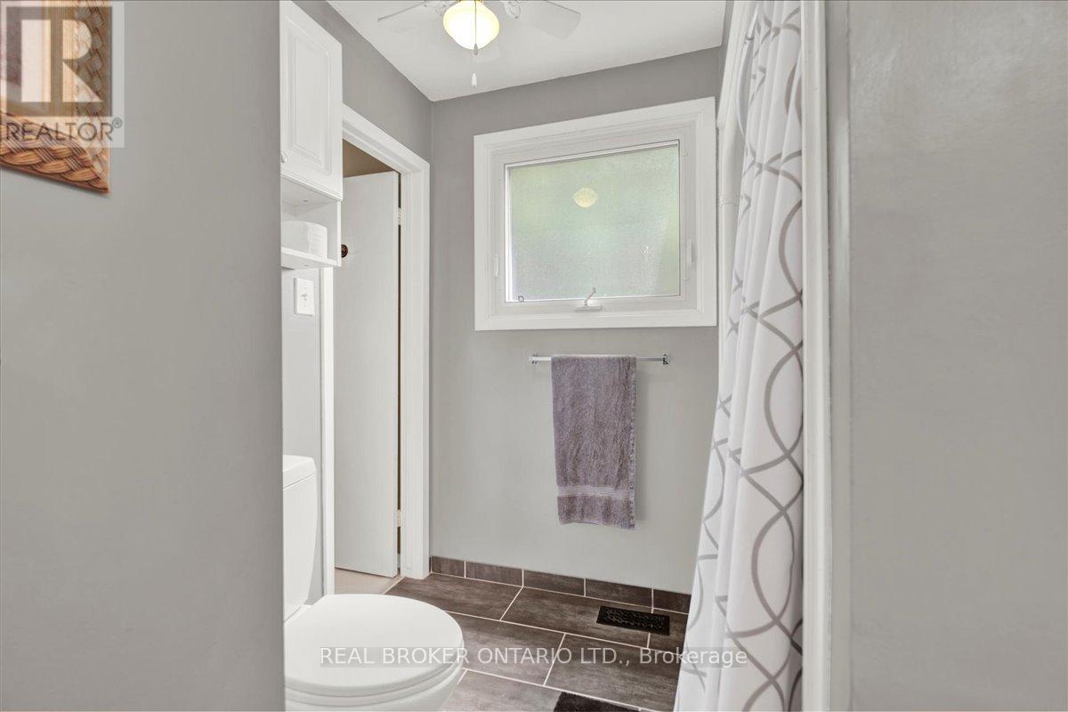 51 Southglen Road, Brantford, Ontario  N3R 6Z9 - Photo 16 - X12504600