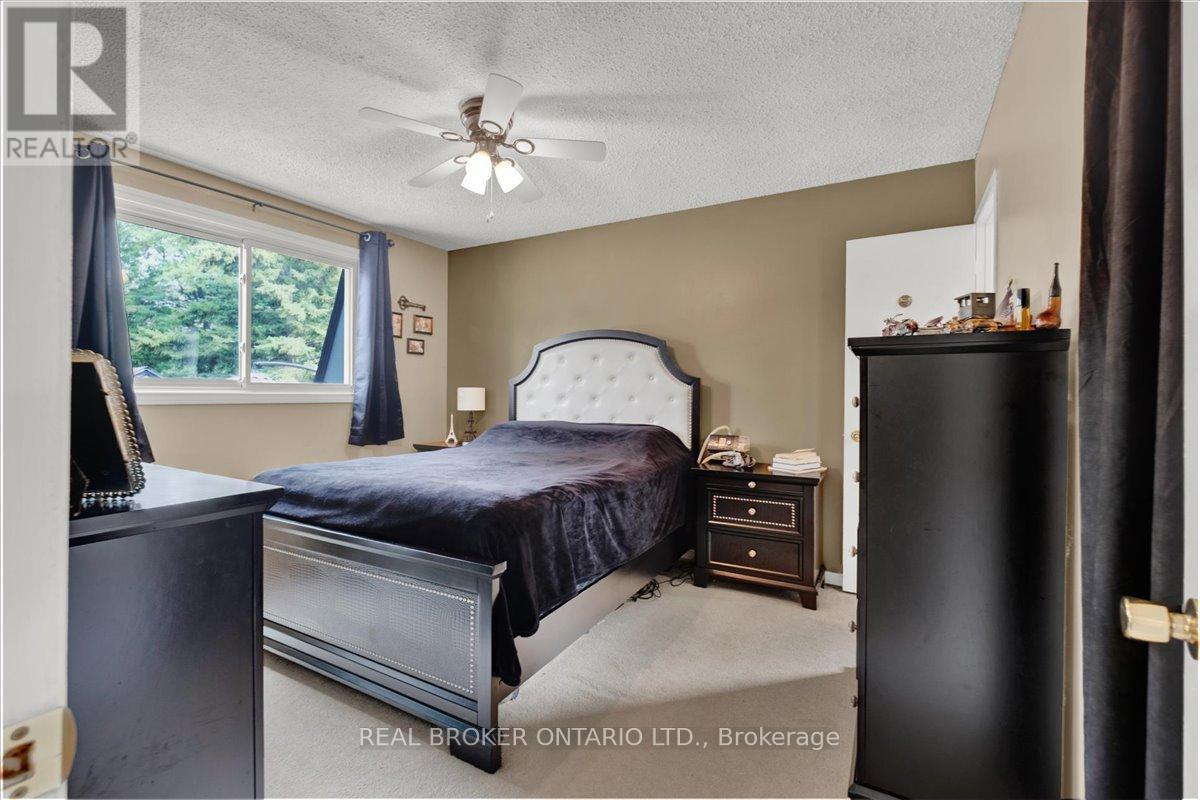 51 Southglen Road, Brantford, Ontario  N3R 6Z9 - Photo 19 - X12504600