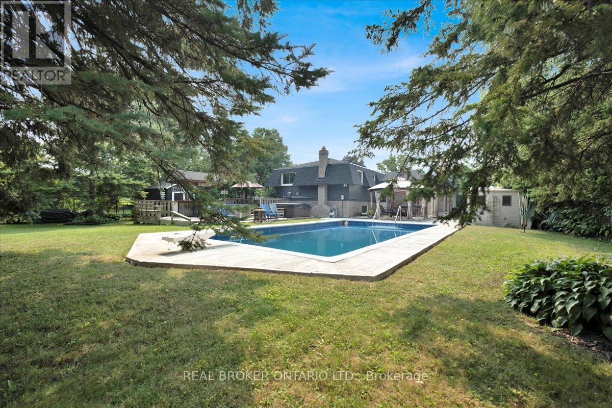 51 Southglen Road, Brantford, Ontario  N3R 6Z9 - Photo 37 - X12504600