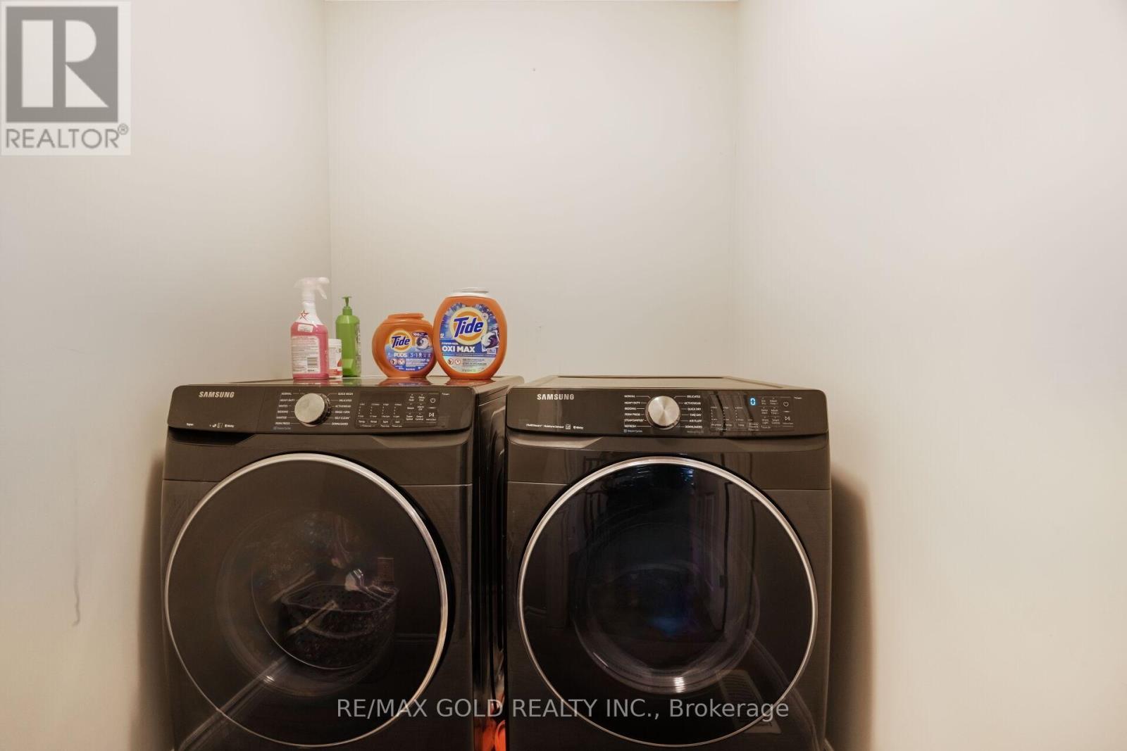 1357 Calais Drive, Woodstock, Ontario  N4T 0L8 - Photo 41 - X12504738