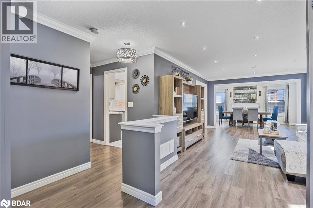 72 Lake Crescent, Barrie, Ontario  L4N 6A6 - Photo 4 - 40785196