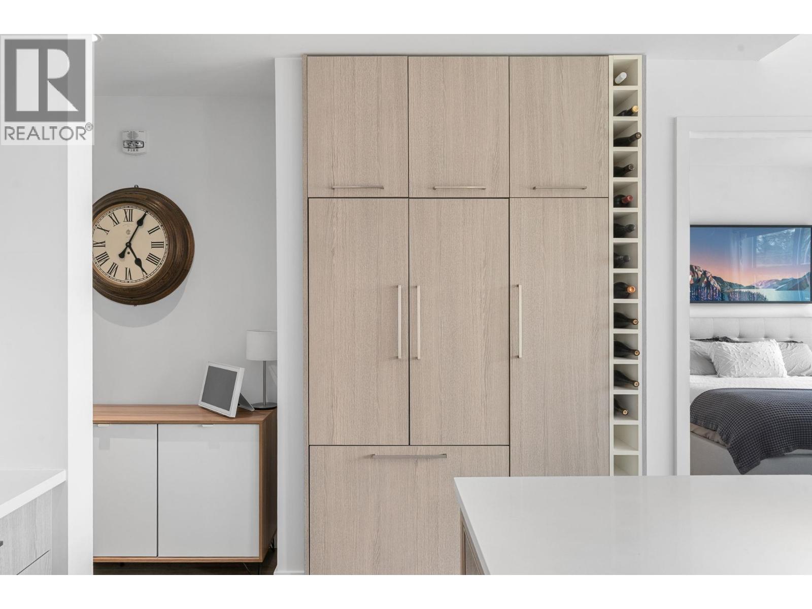 413 747 E 3rd Street, North Vancouver, British Columbia  V7L 1G8 - Photo 9 - R3064172