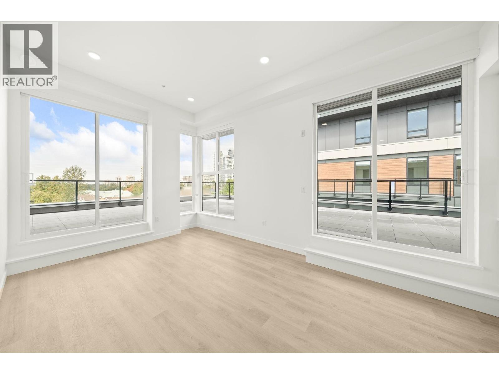 508 375 Clayton Street, Coquitlam, British Columbia  V3K 0J9 - Photo 5 - R3064178