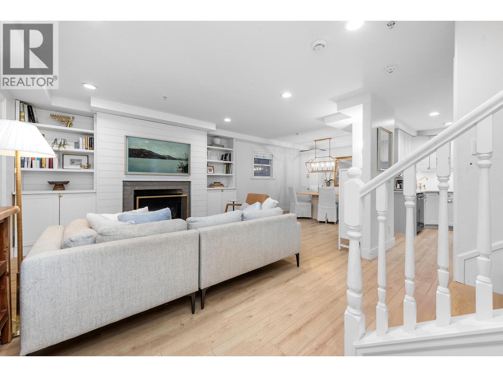 2888 Glen Drive, Vancouver, British Columbia  V5T 4B8 - Photo 14 - R3064183