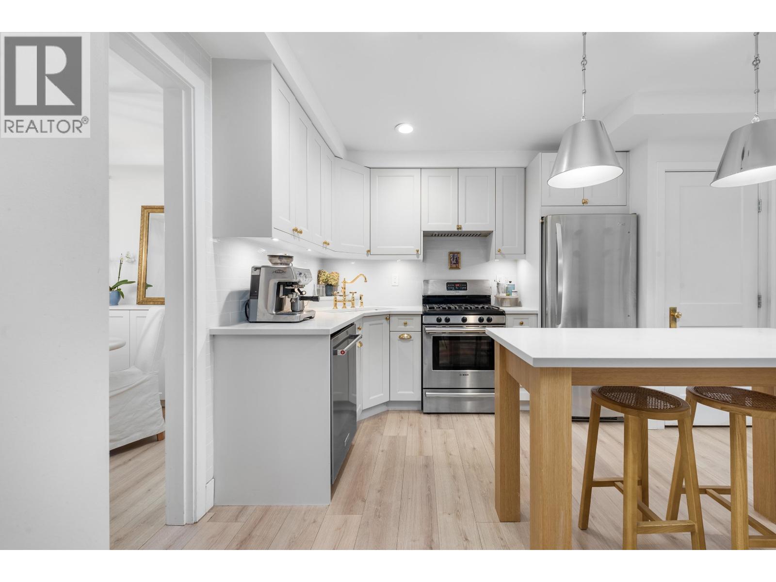 2888 Glen Drive, Vancouver, British Columbia  V5T 4B8 - Photo 16 - R3064183