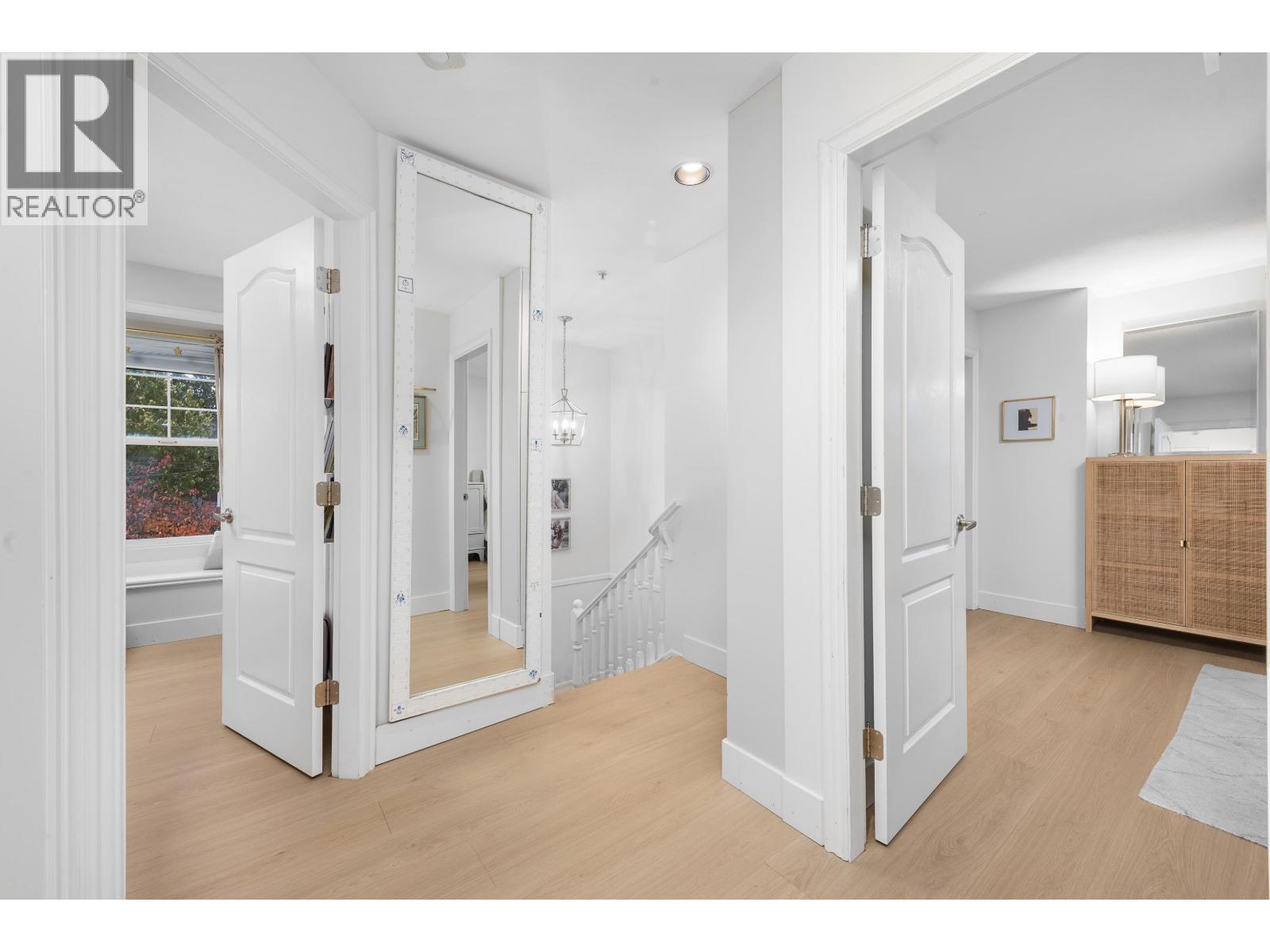 2888 Glen Drive, Vancouver, British Columbia  V5T 4B8 - Photo 32 - R3064183