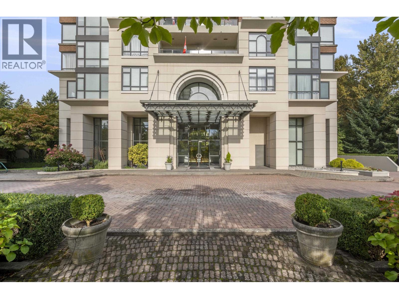 2805 6837 Station Hill Drive, Burnaby, British Columbia  V3N 5B7 - Photo 3 - R3064186