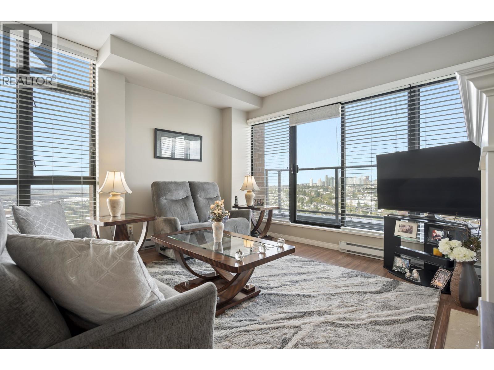 2805 6837 Station Hill Drive, Burnaby, British Columbia  V3N 5B7 - Photo 5 - R3064186