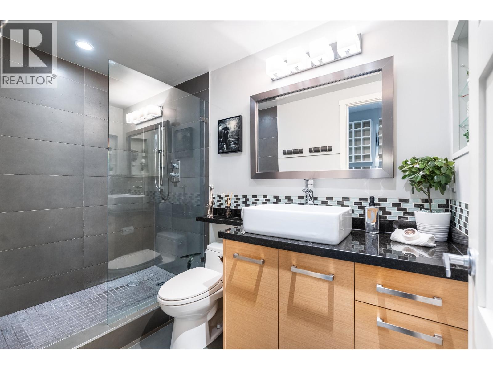 204 1551 Mariner Walk, Vancouver, British Columbia  V6J 4X9 - Photo 22 - R3064187