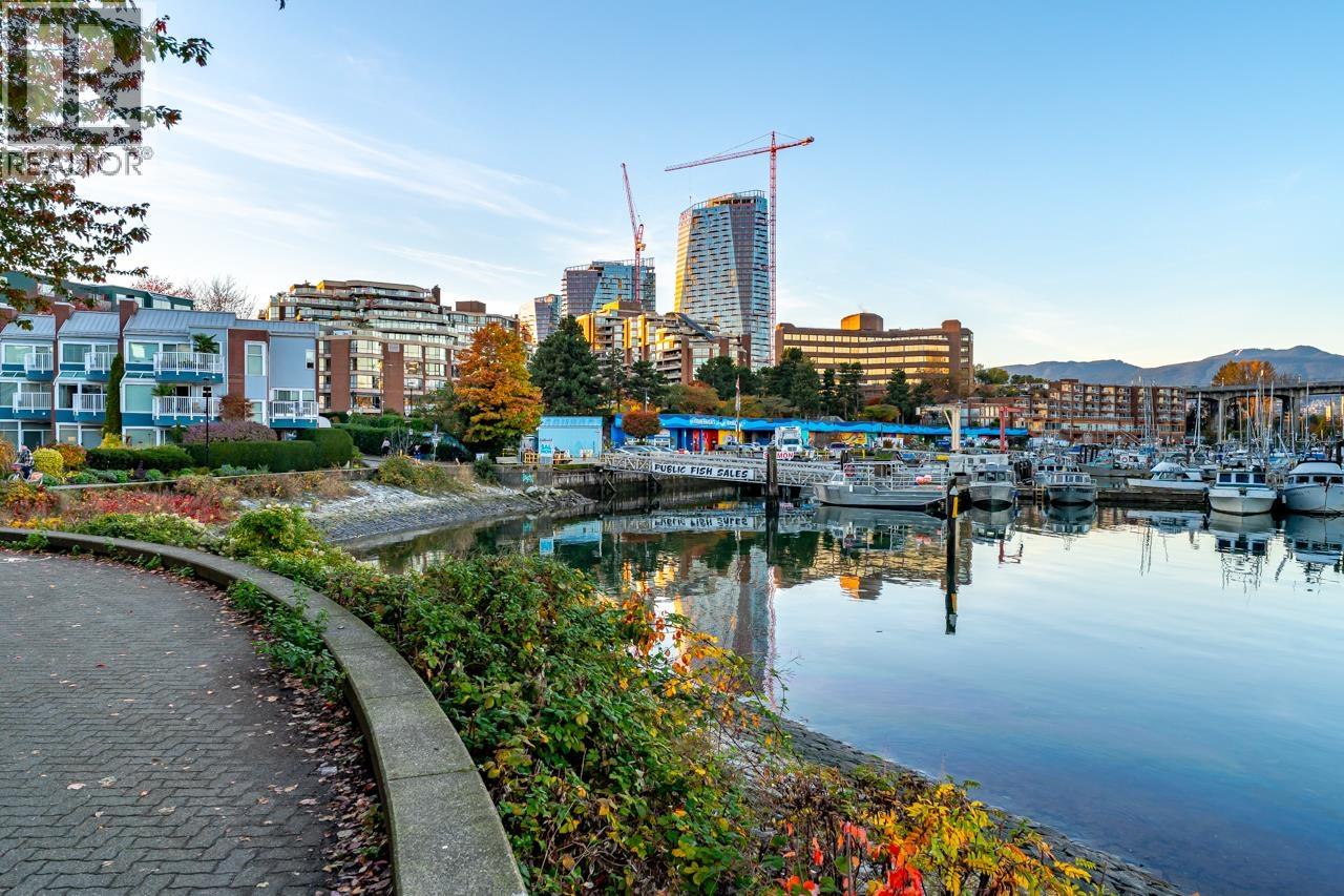 204 1551 Mariner Walk, Vancouver, British Columbia  V6J 4X9 - Photo 32 - R3064187