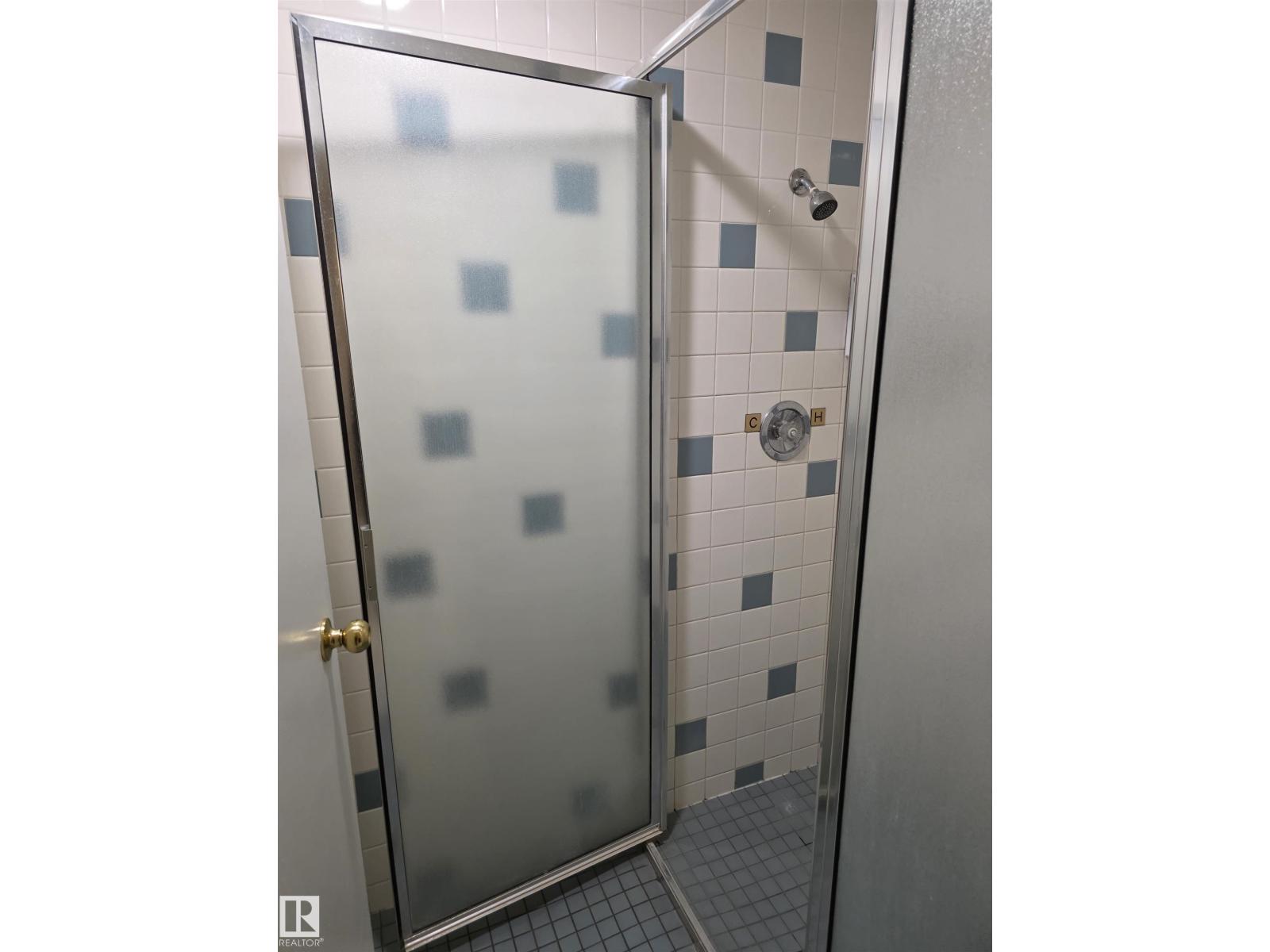 #810 9909 104 St Nw, Edmonton, Alberta T5K 2G5 - Photo 17 - E4463862