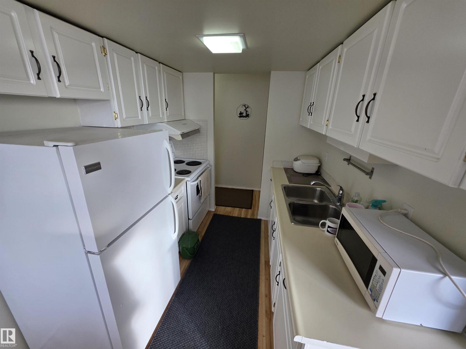 #810 9909 104 St Nw, Edmonton, Alberta T5K 2G5 - Photo 5 - E4463862