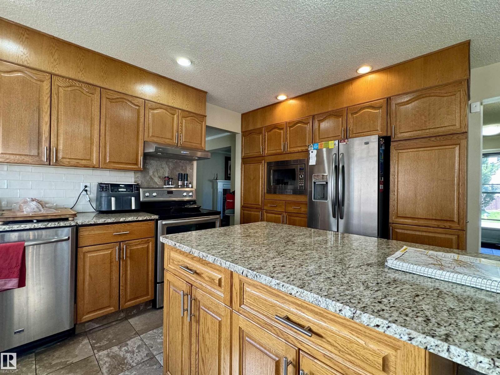 240 Waygood Rd Nw, Edmonton, Alberta  T5T 5M3 - Photo 11 - E4453563