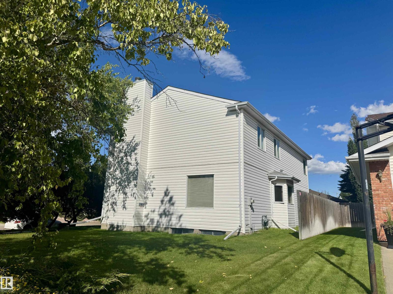 240 Waygood Rd Nw, Edmonton, Alberta  T5T 5M3 - Photo 10 - E4453563