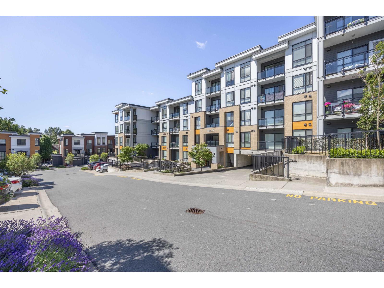 A003 20087 68 Avenue, Langley, British Columbia  V2Y 0Y2 - Photo 2 - R3064170