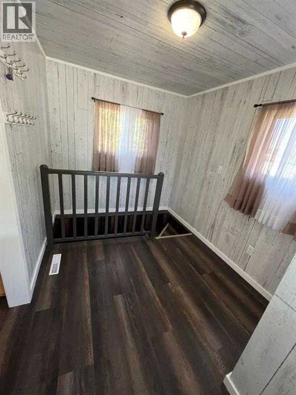 126 Harris Road, Taber, Alberta  T1G 2E4 - Photo 14 - A2258954